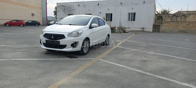 Mitsubishi Attrage 2014, 237,000 km - 1.2 l - Bakı