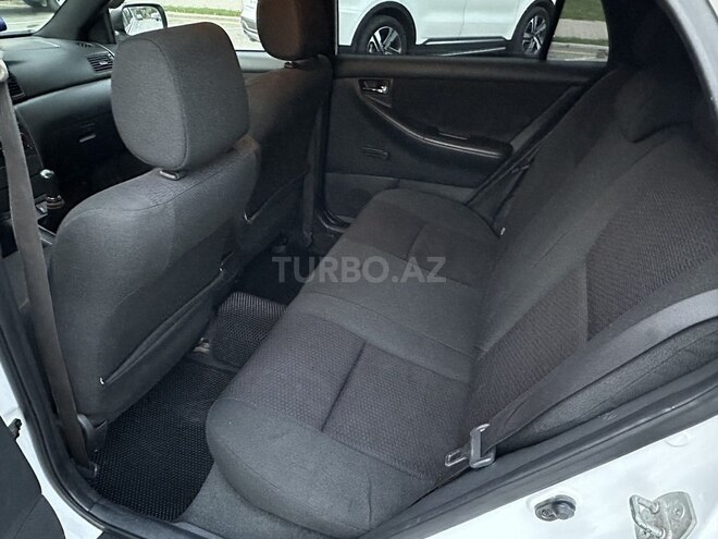Toyota Corolla 2005, 390,000 km - 1.4 l - Masallı