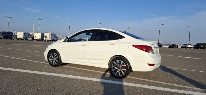 Hyundai Accent 2013, 161,000 km - 1.6 l - Bakı