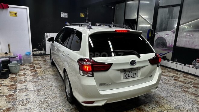 Toyota Corolla Fielder 2019, 215,000 km - 1.5 л - Bakı