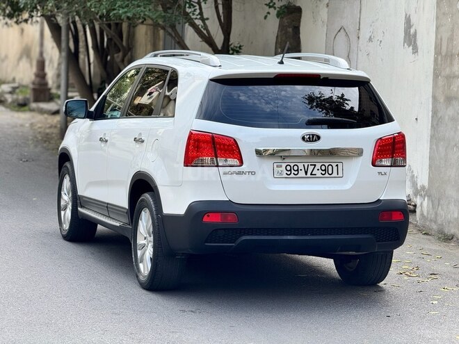 Kia Sorento 2011, 267,000 km - 2.0 l - Bakı