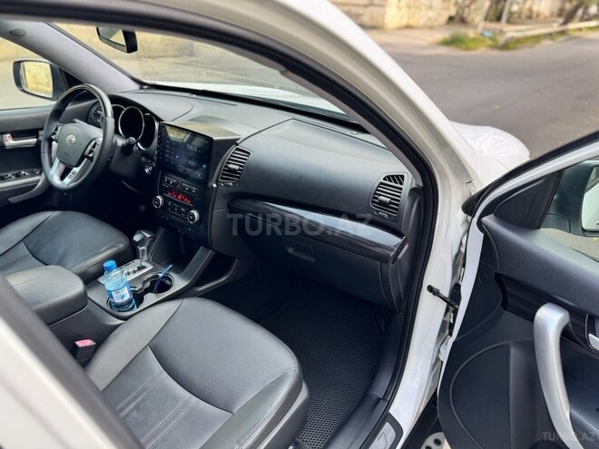 Kia Sorento 2011, 267,000 km - 2.0 l - Bakı
