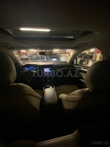 Ford Fusion (North America) 2015, 128,000 km - 2.0 л - Bakı