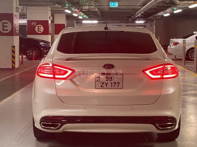 Ford Fusion (North America) 2015, 128,000 km - 2.0 л - Bakı
