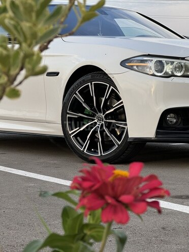 BMW 528 2014, 230,000 km - 2.0 l - Bakı
