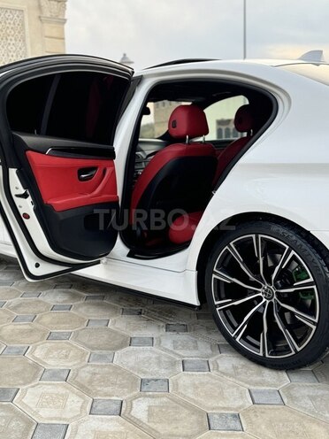 BMW 528 2014, 230,000 km - 2.0 l - Bakı