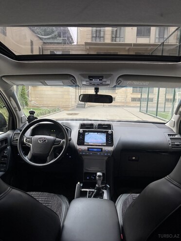 Toyota Land Cruiser Prado 2019, 32,000 km - 2.7 l - Bakı