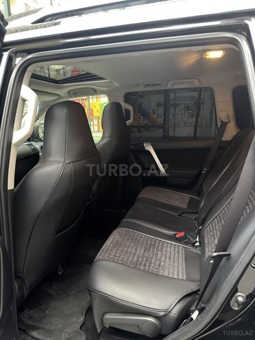 Toyota Land Cruiser Prado 2019, 32,000 km - 2.7 l - Bakı