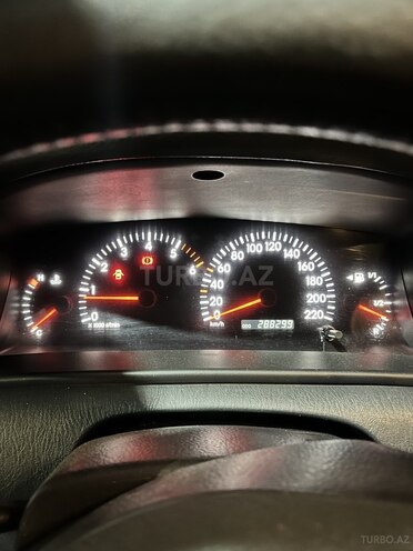 Toyota Corolla 2006, 288,000 km - 1.4 l - Bakı