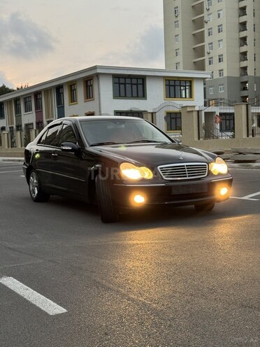Mercedes C 200 2001, 381,289 km - 2.0 л - Sumqayıt