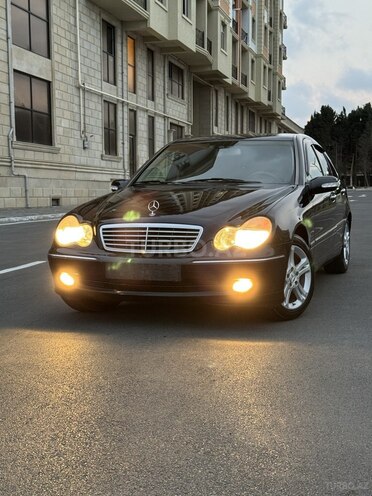 Mercedes C 200 2001, 381,289 km - 2.0 л - Sumqayıt