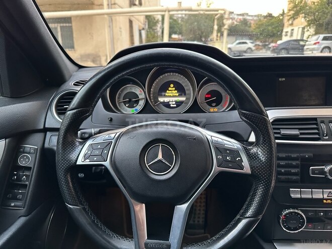 Mercedes C 250 2012, 174,317 km - 1.8 l - Bakı