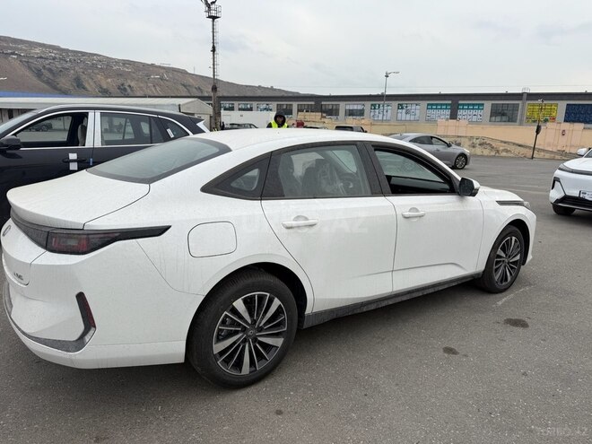 Changan Qiyuan A05 2025, 0 km - 1.5 l - Bakı