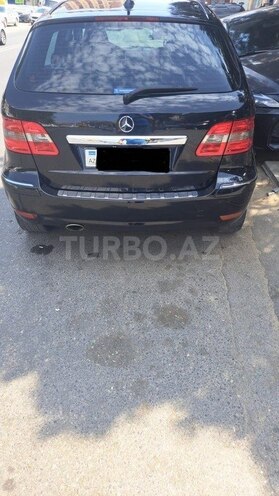 Mercedes B 180 2009, 118,221 km - 1.7 л - Bakı