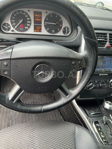 Mercedes B 180 2009, 118,221 km - 1.7 л - Bakı