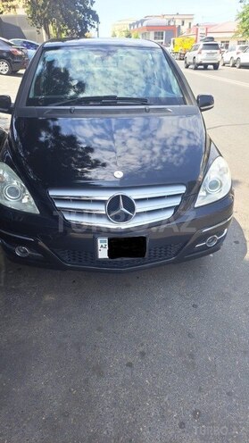 Mercedes B 180 2009, 118,221 km - 1.7 л - Bakı
