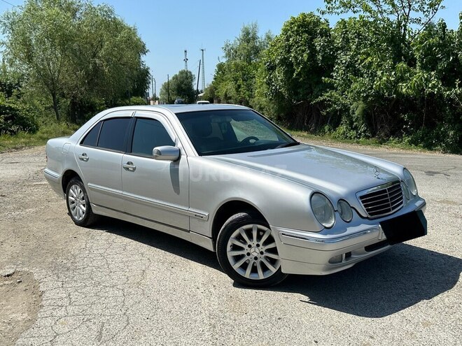 Mercedes E 240 1999, 298,000 km - 2.6 l - Ağdaş