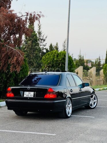 Mercedes C 230 1999, 323,000 km - 2.3 l - Bakı