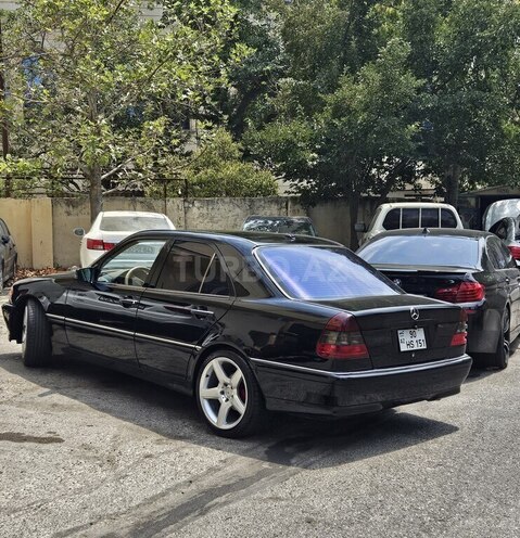Mercedes C 230 1999, 323,000 km - 2.3 l - Bakı