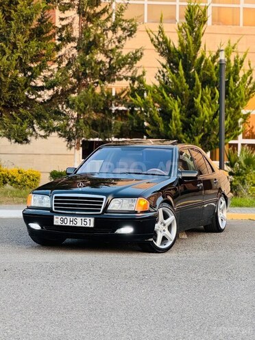 Mercedes C 230 1999, 323,000 km - 2.3 l - Bakı