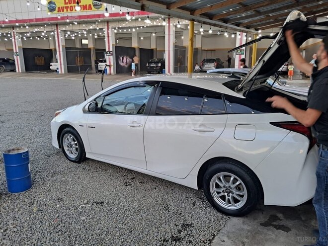 Toyota Prius 2019, 110,000 km - 1.8 л - Lənkəran