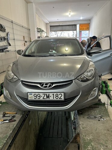 Hyundai Avante 2013, 140,598 km - 1.6 l - Bakı
