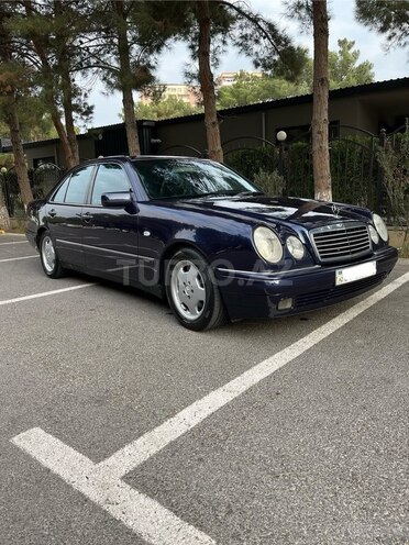 Mercedes E 220 1998, 513,000 km - 2.2 l - Sumqayıt