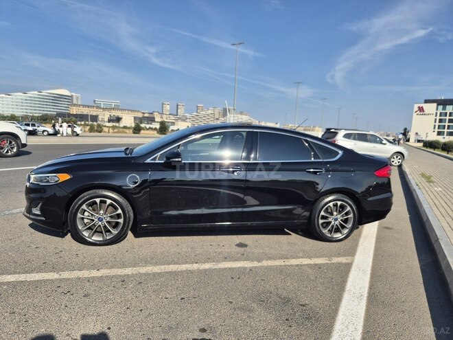 Ford Fusion (North America) 2020, 77,000 km - 2.0 л - Bakı