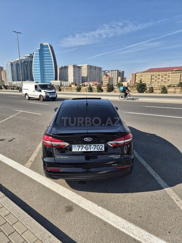 Ford Fusion (North America) 2020, 77,000 km - 2.0 л - Bakı