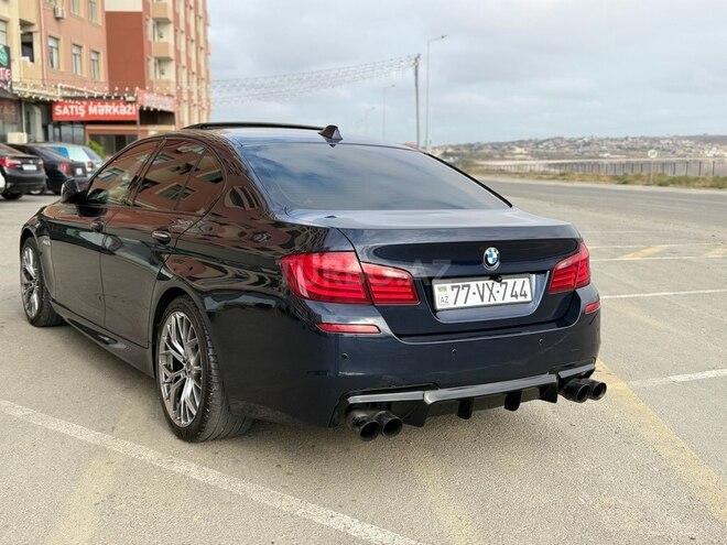 BMW 528 2013, 240,000 km - 2.0 l - Bakı