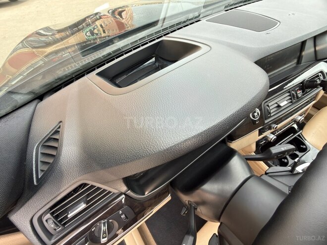 BMW 528 2013, 240,000 km - 2.0 l - Bakı