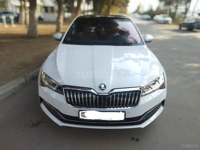 Skoda Superb 2021, 28,800 km - 2.0 l - Bakı