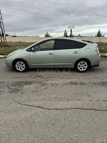 Toyota Prius 2006, 285,000 km - 1.5 l - Tovuz