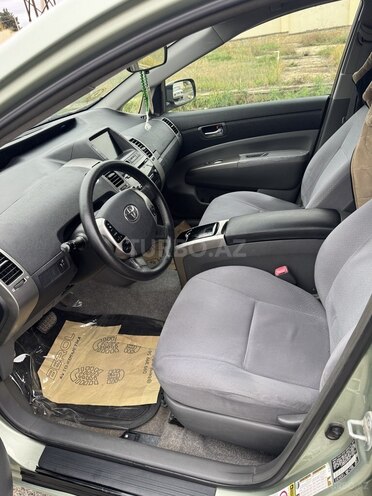 Toyota Prius 2006, 285,000 km - 1.5 l - Tovuz