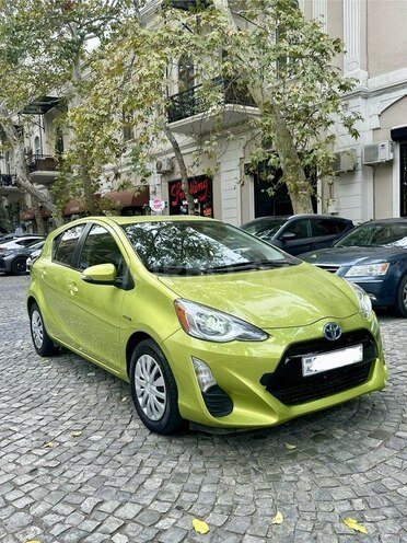 Toyota Prius C 2016, 200,000 km - 1.5 l - Bakı