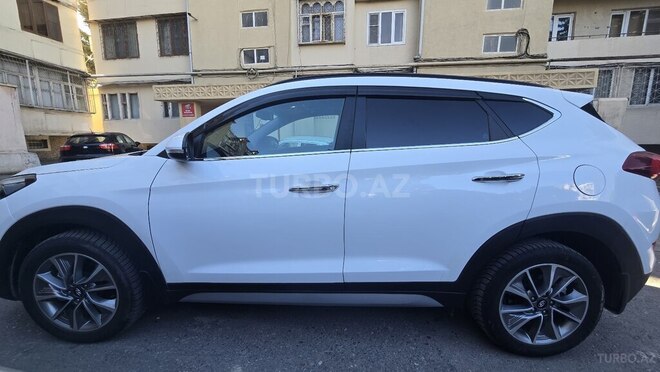 Hyundai Tucson 2017, 90,000 km - 2.0 l - Bakı