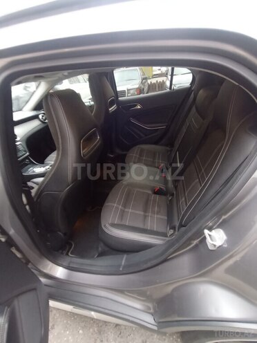 Mercedes GLA 250 2017, 98,000 km - 2.0 l - Bakı