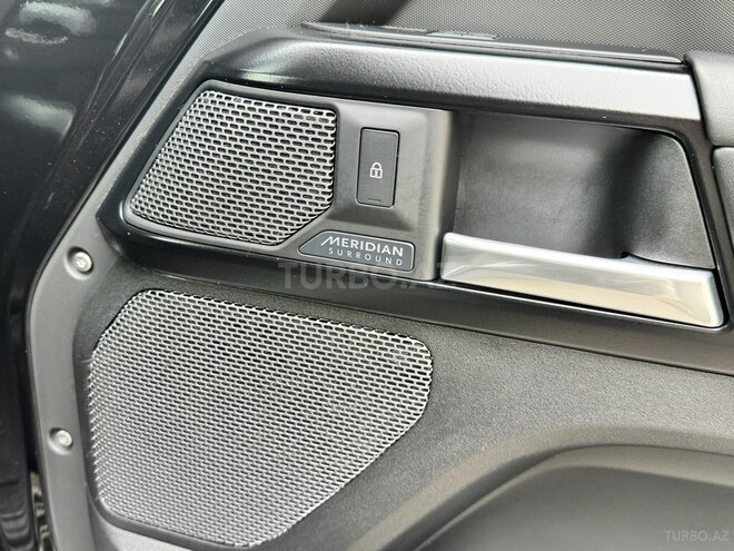 Land Rover Defender 2020, 87,000 km - 3.0 l - Bakı