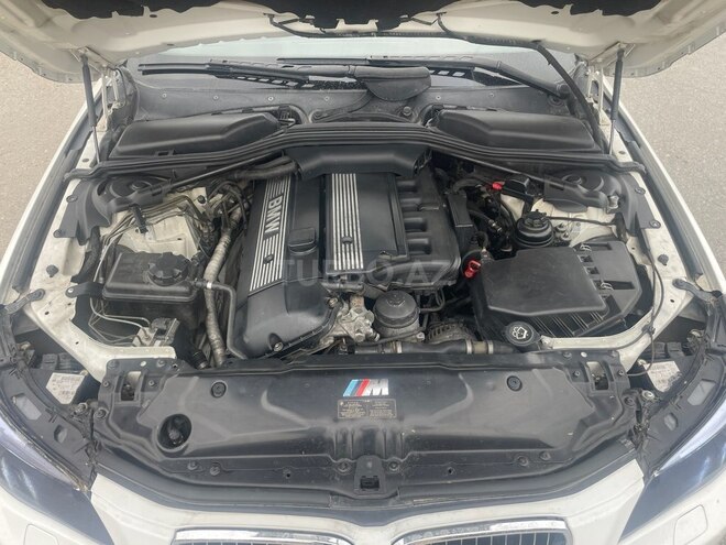BMW 525 2004, 205,000 km - 2.5 l - Bakı