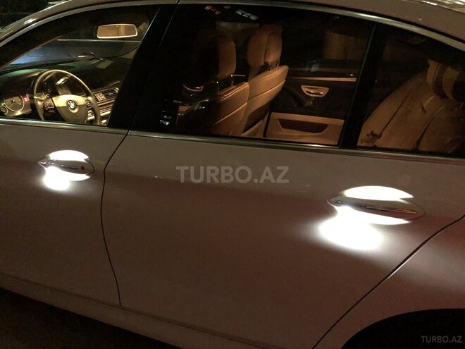 BMW 528 2011, 272,000 km - 2.0 l - Bakı