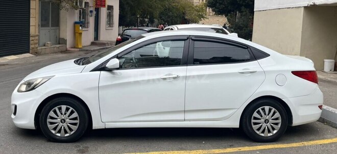 Hyundai Accent 2013, 239,792 km - 1.6 l - Bakı