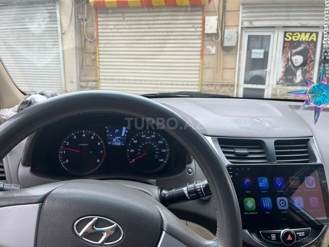 Hyundai Accent 2013, 239,792 km - 1.6 l - Bakı