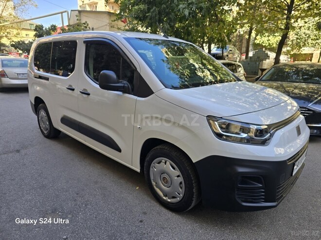 Fiat Doblo 2024, 32,600 km - 1.6 l - Bakı