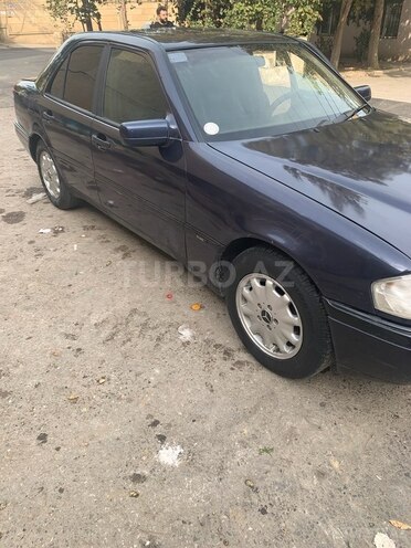 Mercedes C 180 1996, 425,000 km - 1.8 l - Bakı