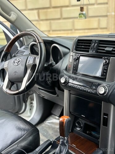 Toyota Land Cruiser Prado 2010, 260,000 km - 2.7 l - Bakı