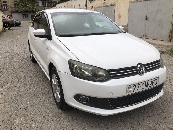 Volkswagen Polo 2013, 258,000 km - 1.6 l - Bakı