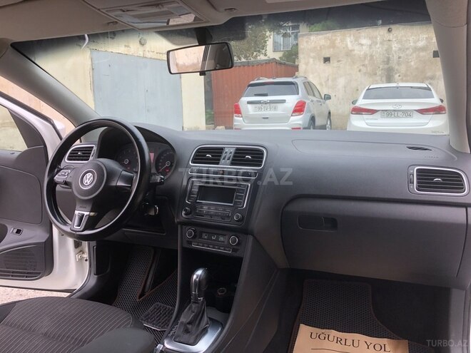 Volkswagen Polo 2013, 258,000 km - 1.6 l - Bakı