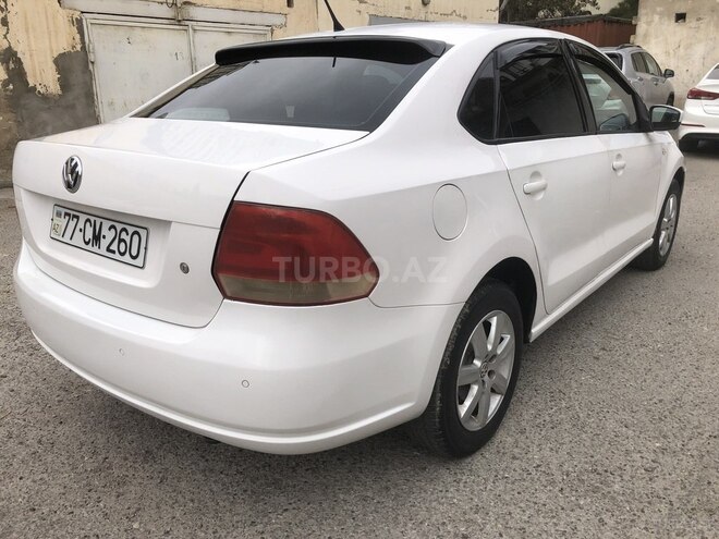 Volkswagen Polo 2013, 258,000 km - 1.6 l - Bakı