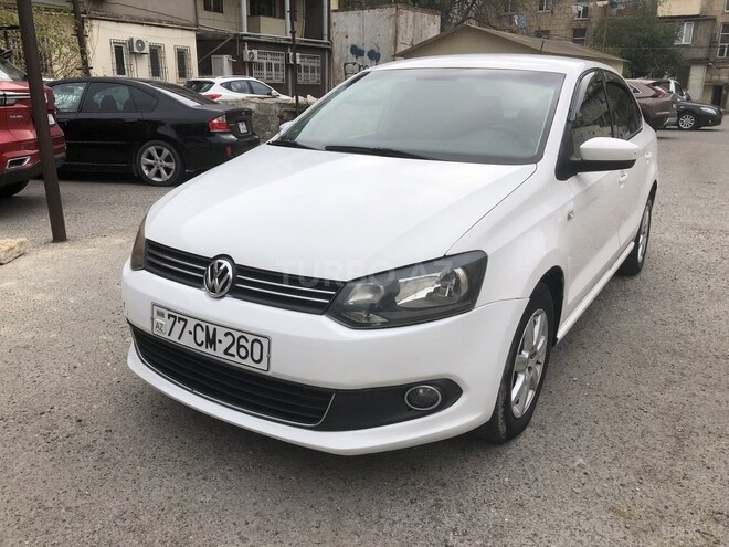 Volkswagen Polo 2013, 258,000 km - 1.6 l - Bakı