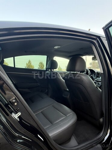 Hyundai Elantra 2016, 70,000 km - 2.0 л - Bakı